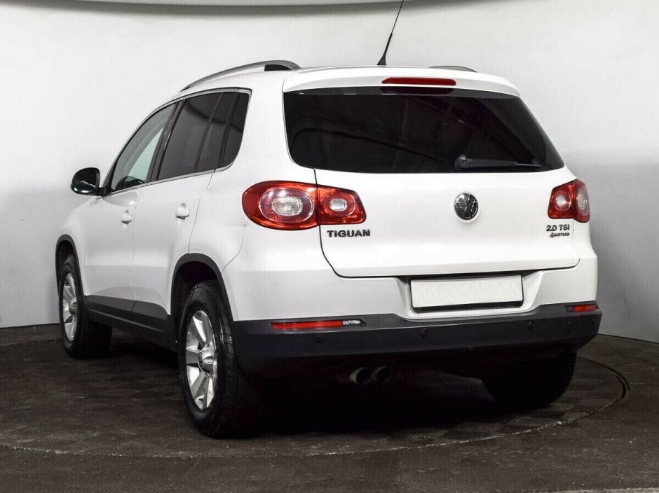 Volkswagen Tiguan, 2.0 л, АТ, 2010 фото 6