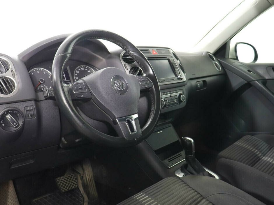 Volkswagen Tiguan, 2.0 л, АТ, 2008 фото 8