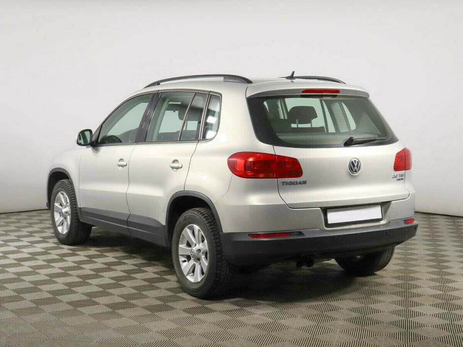 Volkswagen Tiguan, 2.0 л, АТ, 2012 фото 5