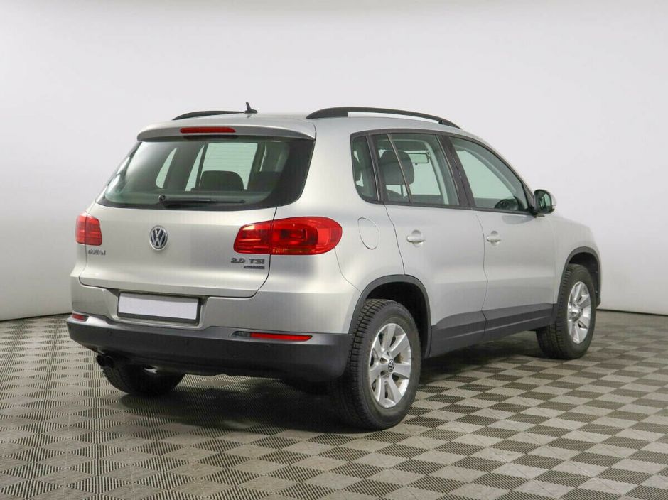 Volkswagen Tiguan, 2.0 л, АТ, 2012 фото 6