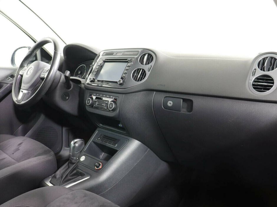 Volkswagen Tiguan, 2.0 л, АТ, 2013 фото 2