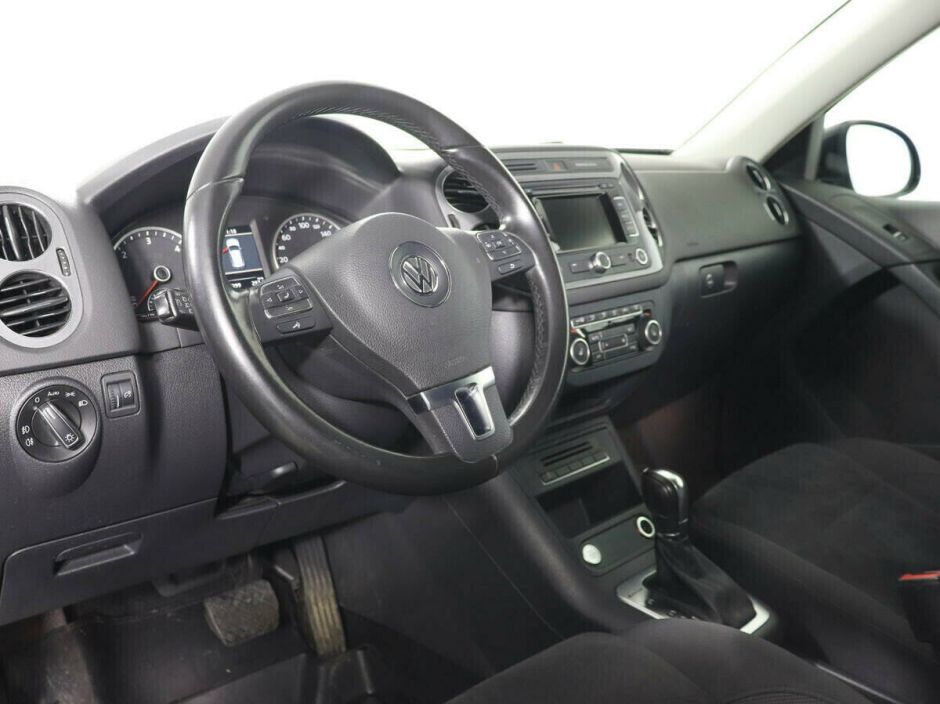 Volkswagen Tiguan, 2.0 л, АТ, 2015 фото 7