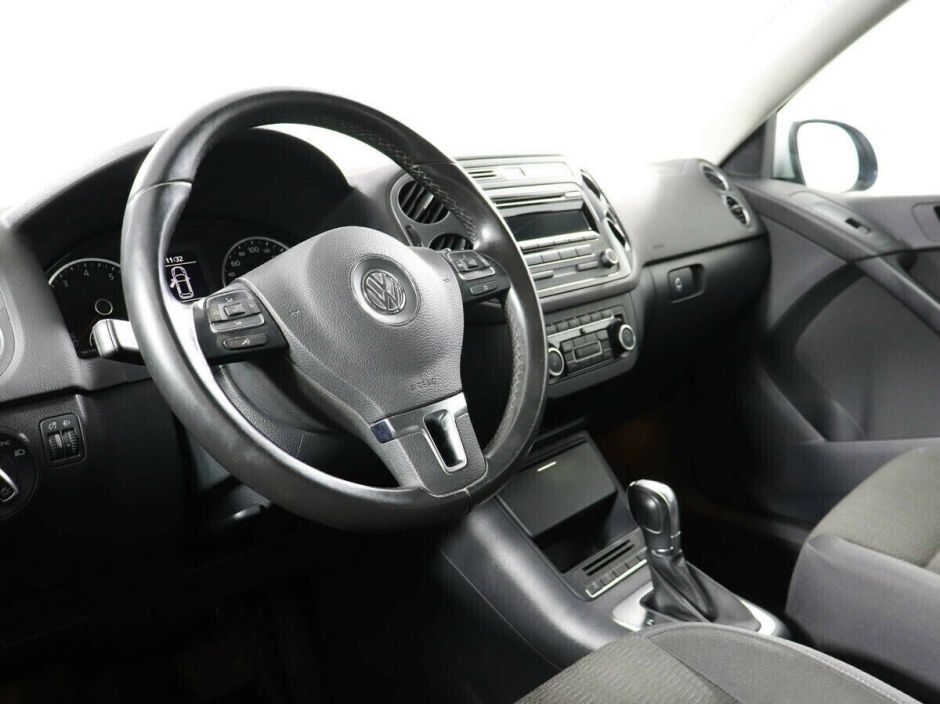 Volkswagen Tiguan, 1.4 л, Робот, 2012 фото 1