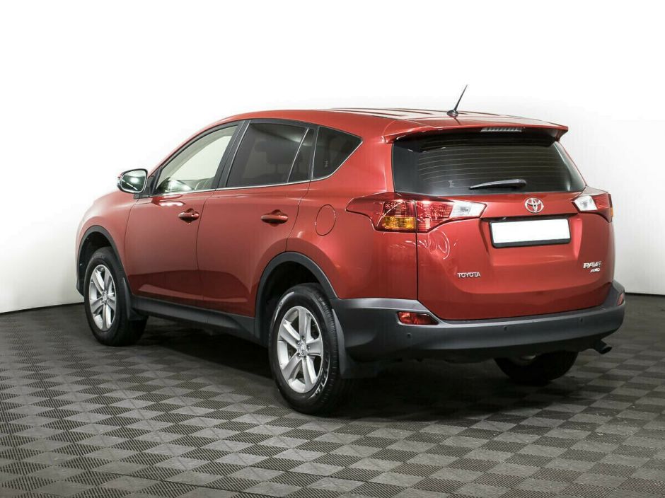 Toyota RAV4, 2.2 л, АТ, 2014 фото 6