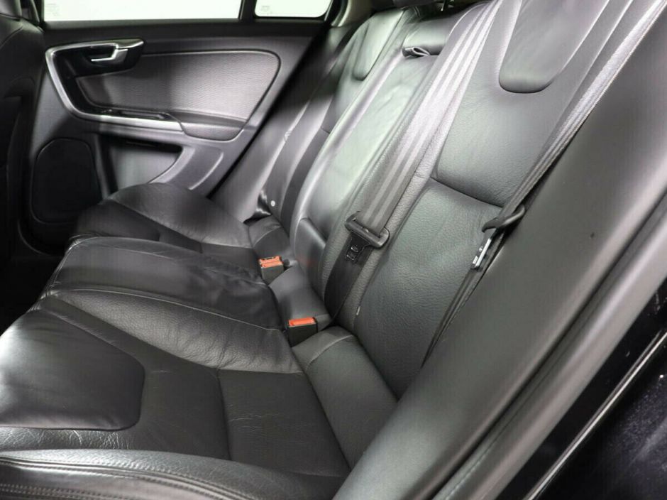 Volvo S60, 2.5 л, АТ, 2013 фото 2