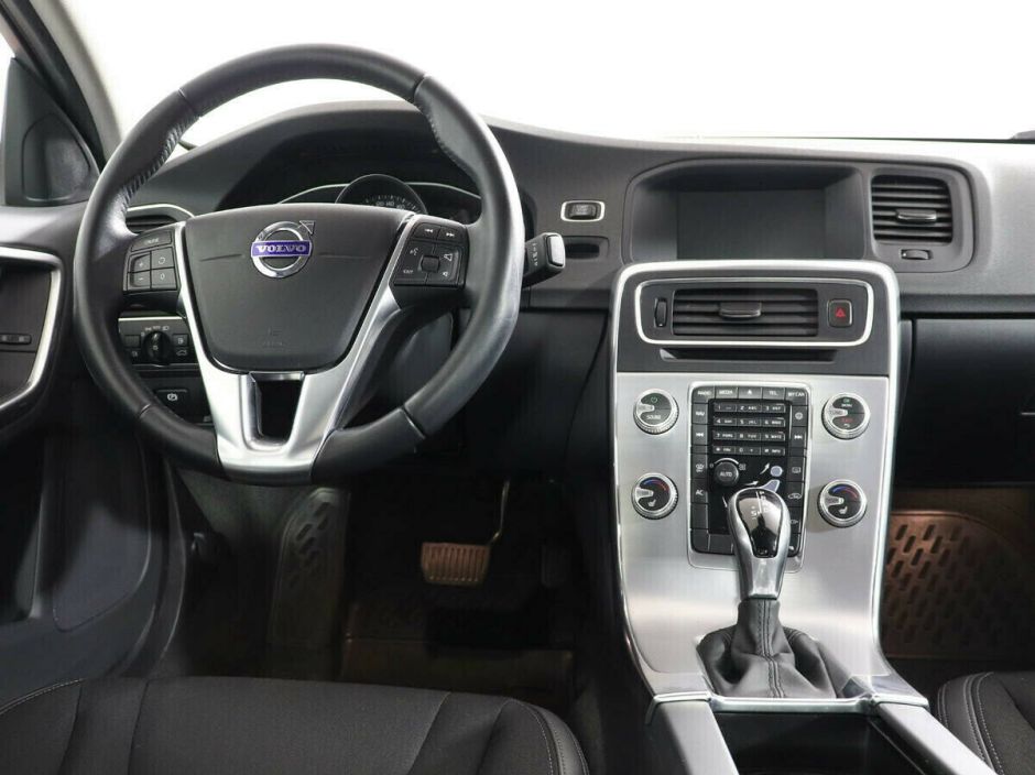 Volvo S60, 1.5 л, АТ, 2017 фото 7