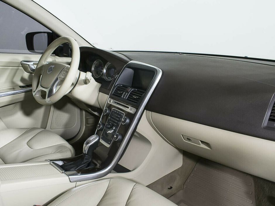 Volvo XC60, 2.4 л, АТ, 2012 фото 10
