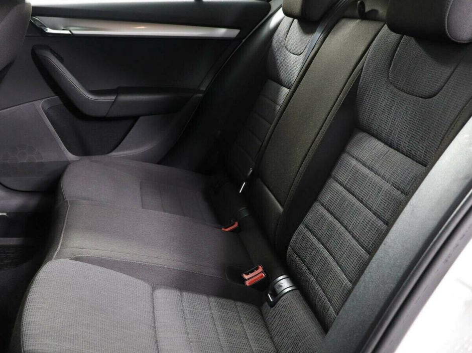 Skoda Octavia, 1.4 л, Робот, 2016 фото 1
