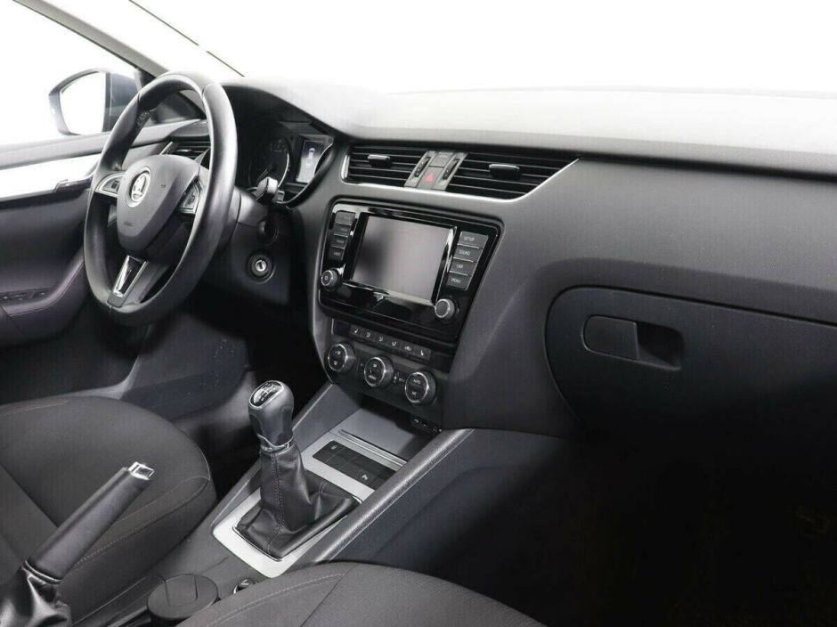 Skoda Octavia, 1.4 л, МТ, 2016 фото 9