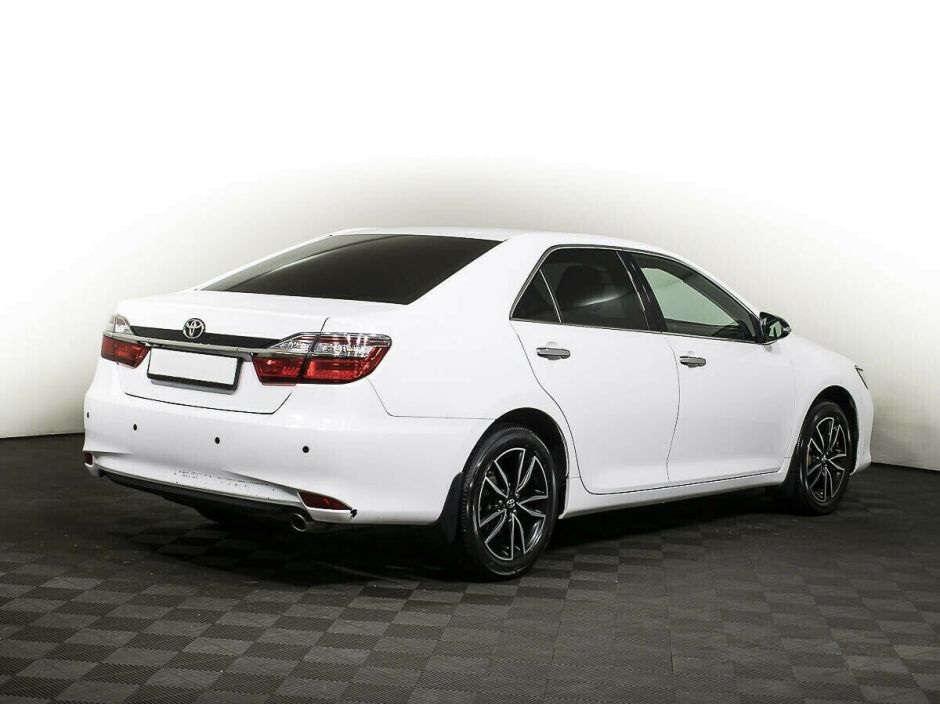 Toyota Camry, 2.5 л, АТ, 2017 фото 4
