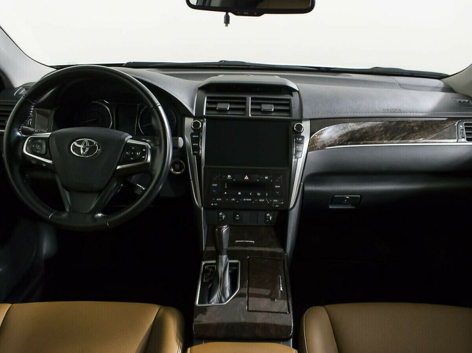 Toyota Camry, 2.5 л, АТ, 2017 фото 7