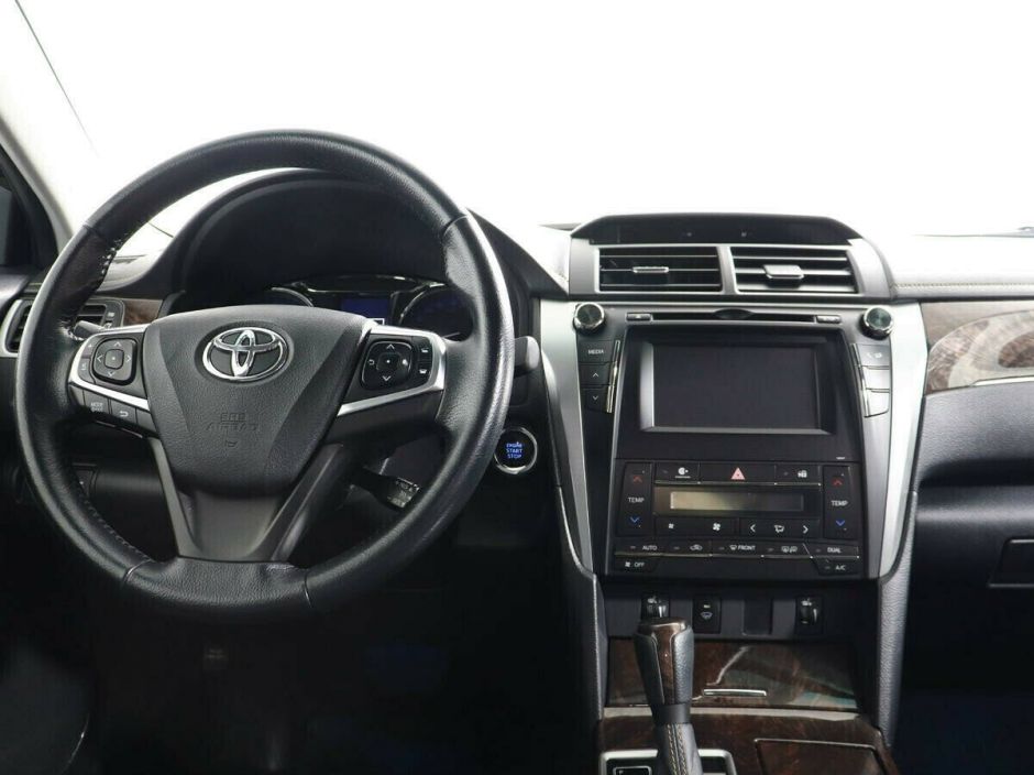 Toyota Camry, 2.5 л, АТ, 2017 фото 7