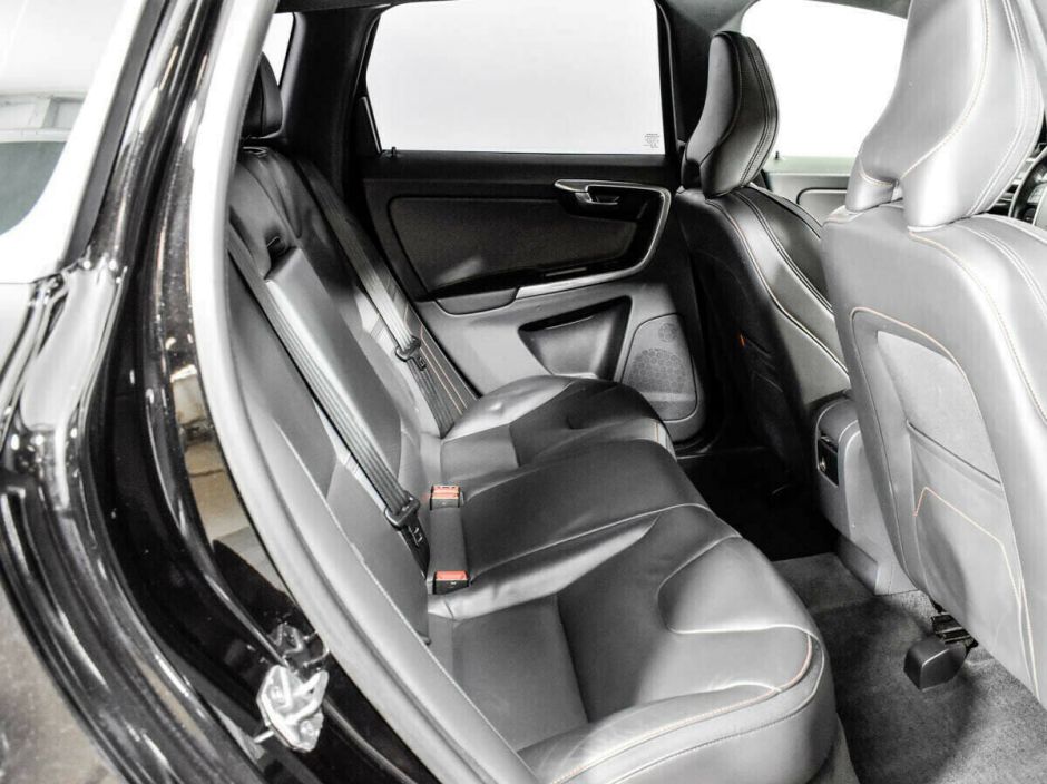 Volvo XC60, 2.4 л, АТ, 2016 фото 2