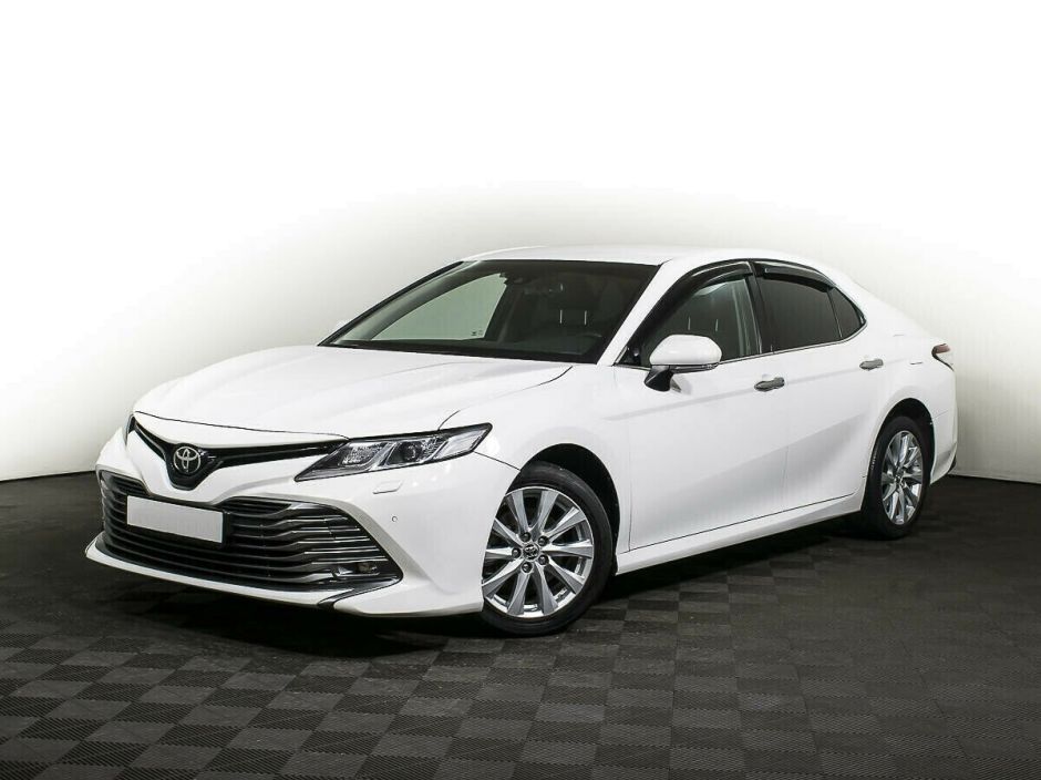 Toyota Camry, 2.5 л, АТ, 2018 фото 3