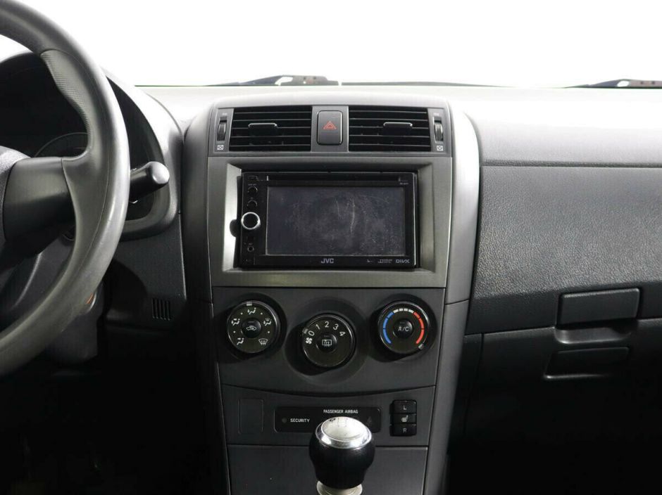 Toyota Corolla, 1.6 л, МТ, 2010 фото 2
