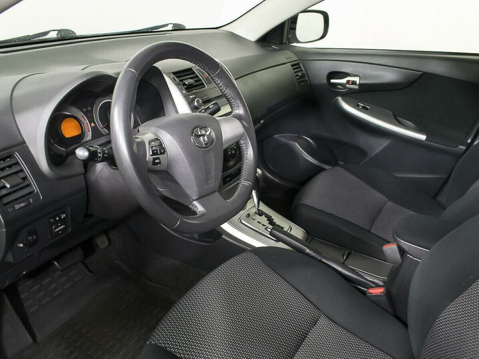 Toyota Corolla, 1.6 л, АТ, 2012 фото 4