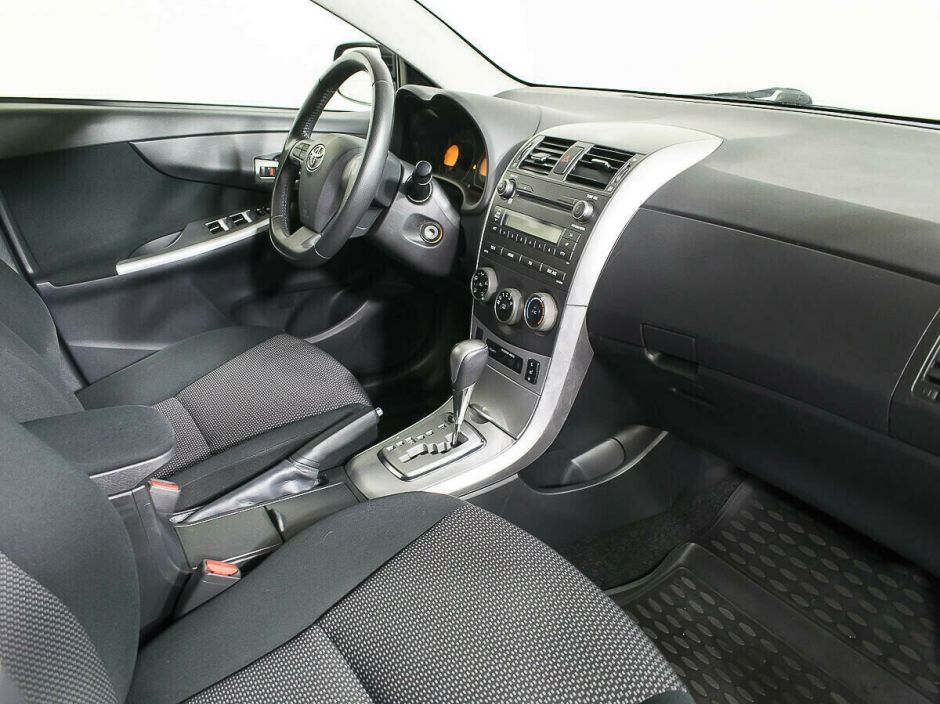 Toyota Corolla, 1.6 л, АТ, 2012 фото 2