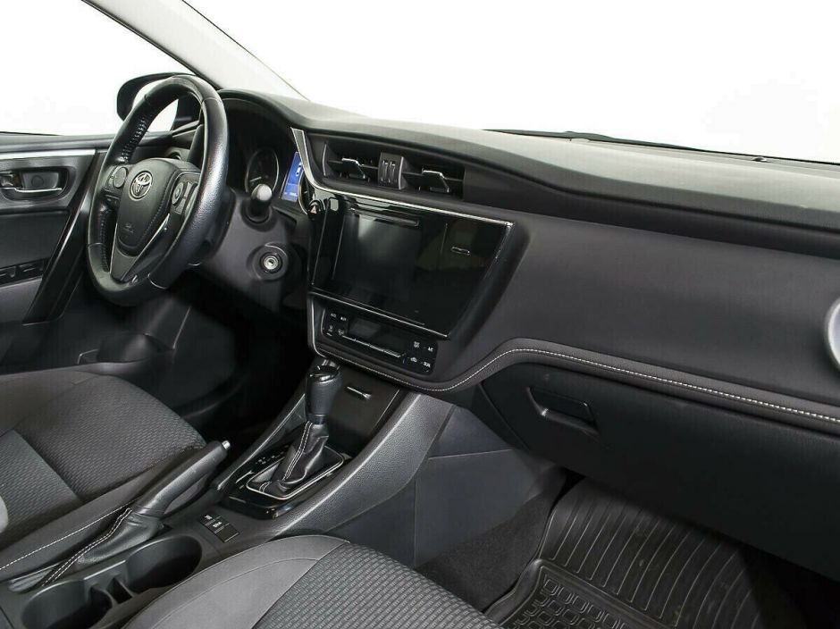 Toyota Corolla, 1.6 л, Вариатор, 2017 фото 9