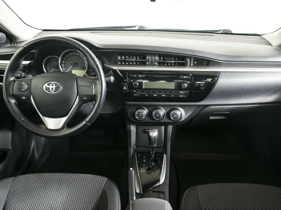 Toyota Corolla, 1.6 л, Вариатор, 2013 фото 8