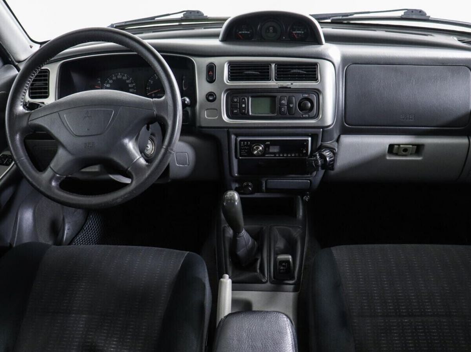 Mitsubishi Pajero Sport, 3.0 л, АТ, 2004 фото 8
