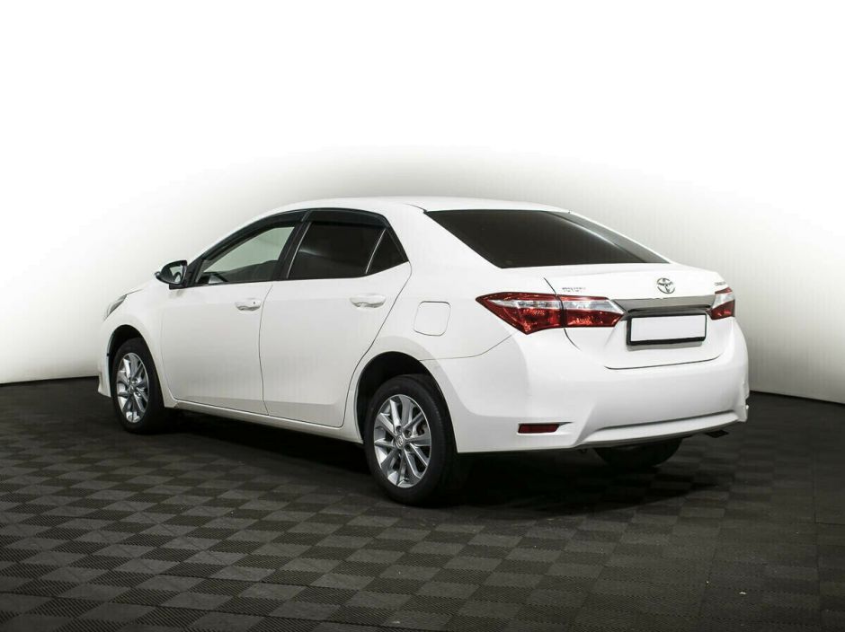 Toyota Corolla, 1.6 л, Вариатор, 2015 фото 6