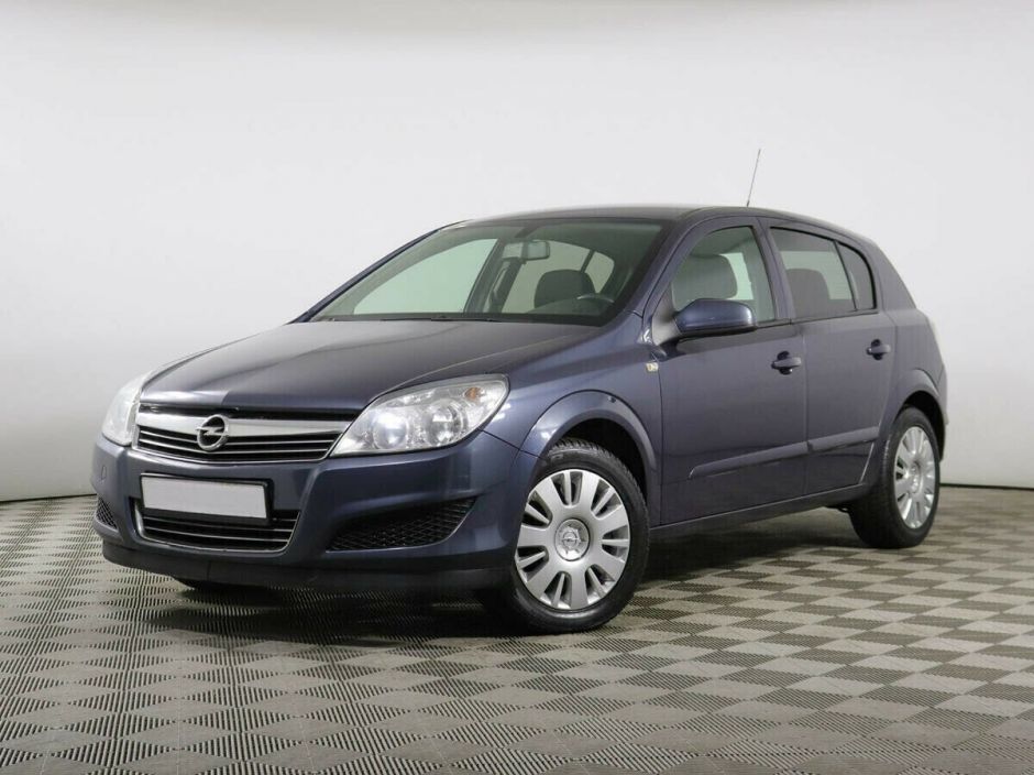 Opel Astra, 1.8 л, АТ, 2009 фото 3