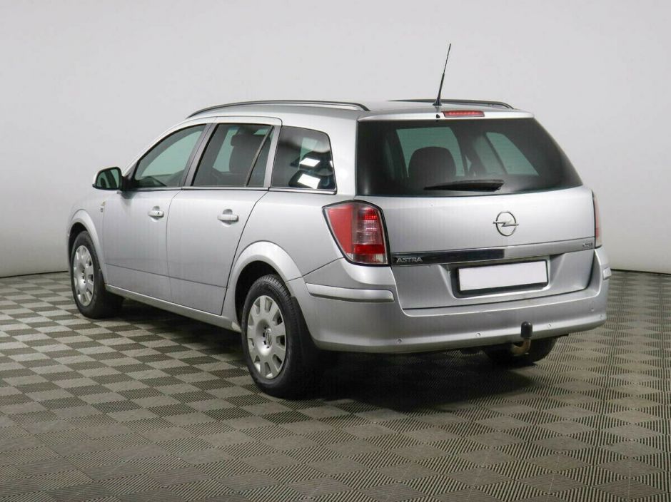 Opel Astra, 1.3 л, МТ, 2010 фото 6