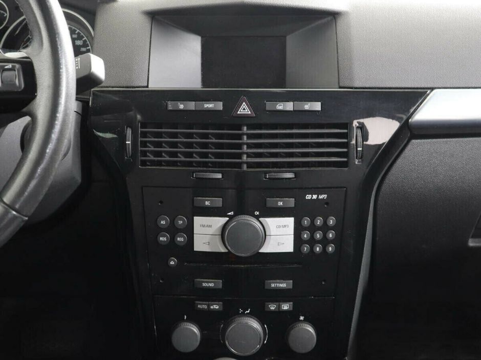 Opel Astra Cosmo, 1.6 л, Робот, 2012 фото 7