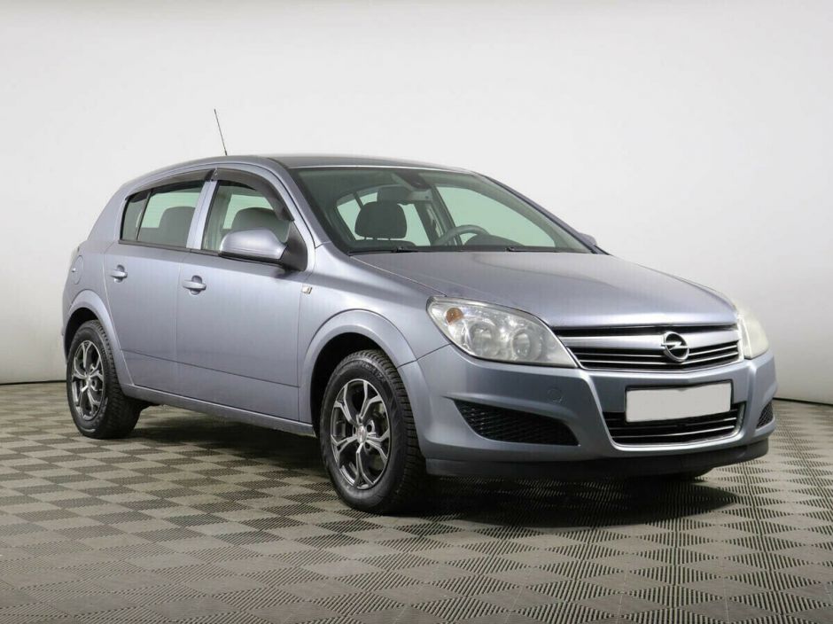 Opel Astra, 1.6 л, МТ, 2011 фото 4