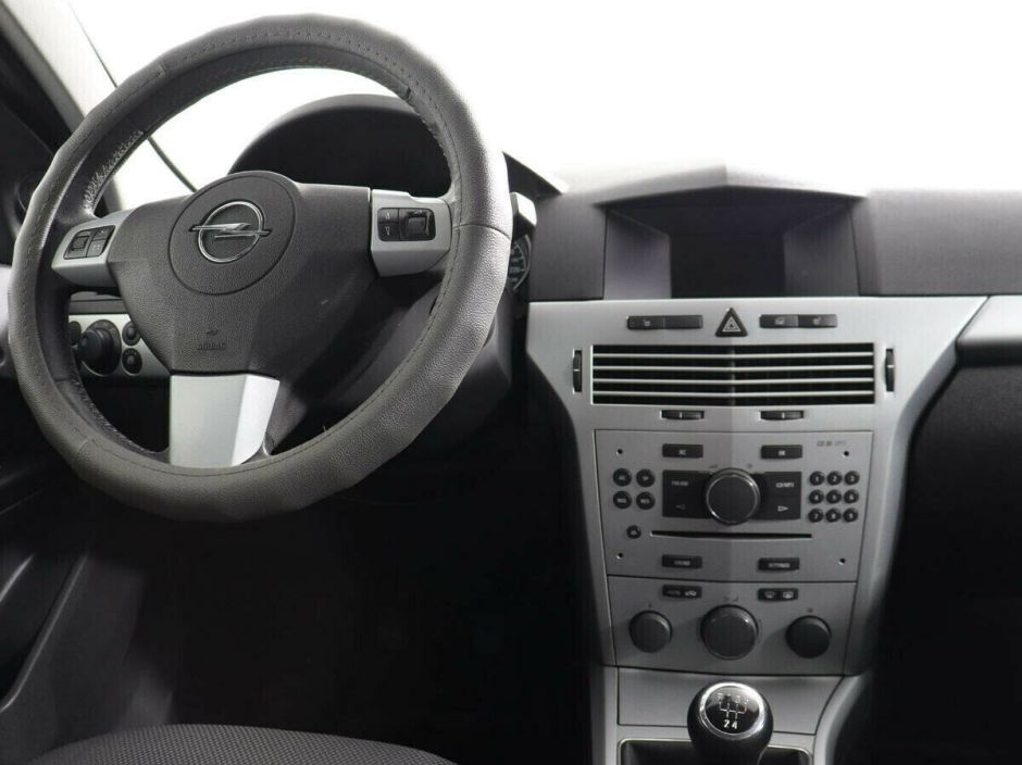 Opel Astra, 1.6 л, МТ, 2011 фото 8