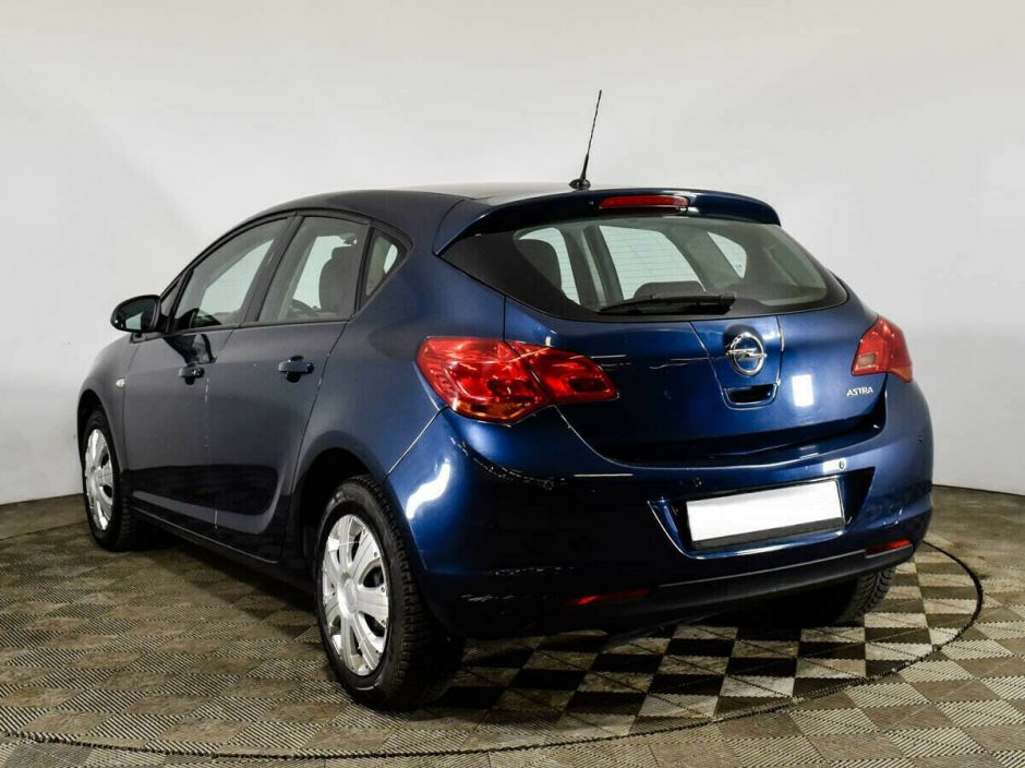 Opel Astra, 1.6 л, АТ, 2011 фото 6