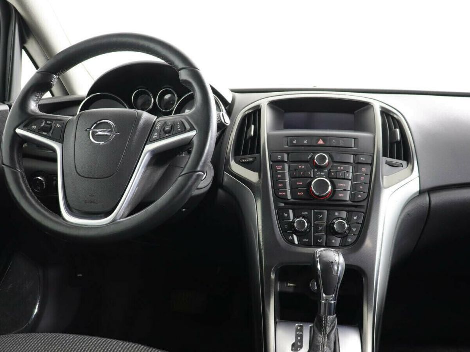 Opel Astra, 1.6 л, АТ, 2012 фото 8