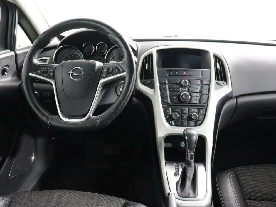 Opel Astra, 1.4 л, АТ, 2012 фото 8