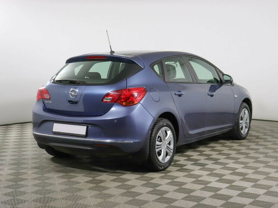 Opel Astra, 1.6 л, АТ, 2012 фото 5