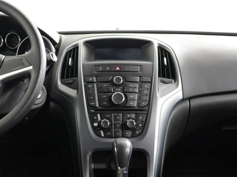 Opel Astra, 1.6 л, АТ, 2012 фото 7
