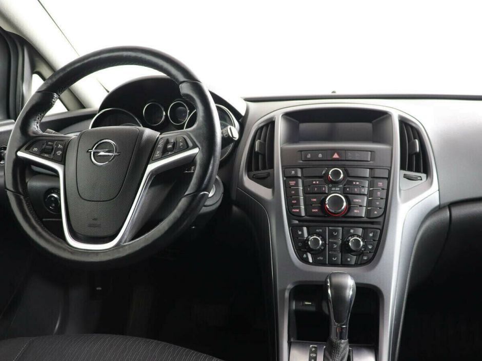 Opel Astra, 1.4 л, АТ, 2013 фото 8