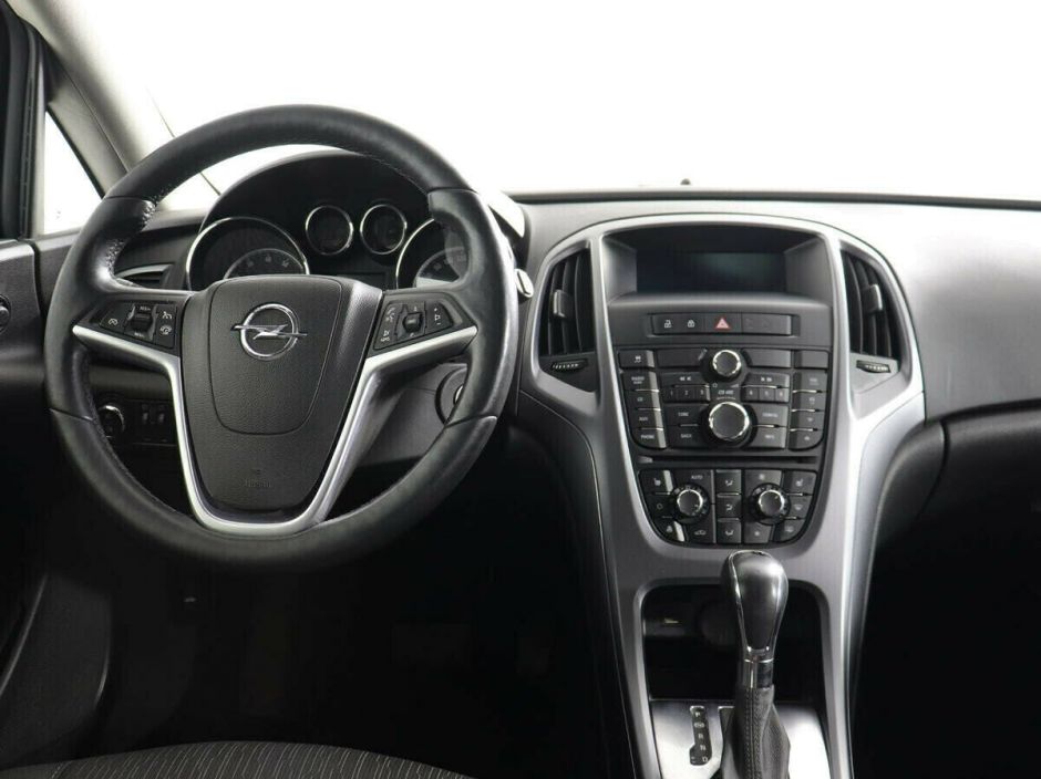 Opel Astra, 1.6 л, АТ, 2013 фото 8