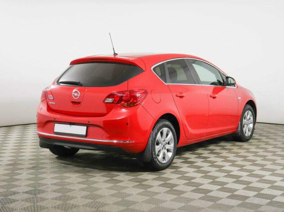 Opel Astra, 1.6 л, АТ, 2014 фото 5