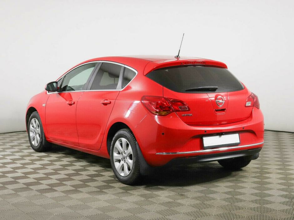 Opel Astra, 1.6 л, АТ, 2014 фото 6