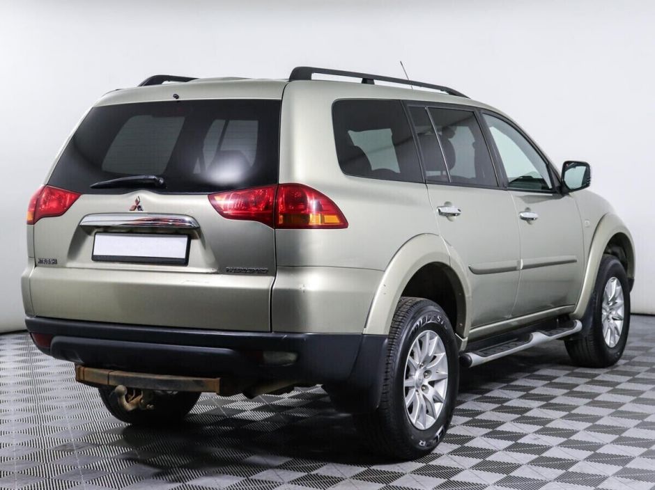 Mitsubishi Pajero Sport, 2.5 л, АТ, 2011 фото 6