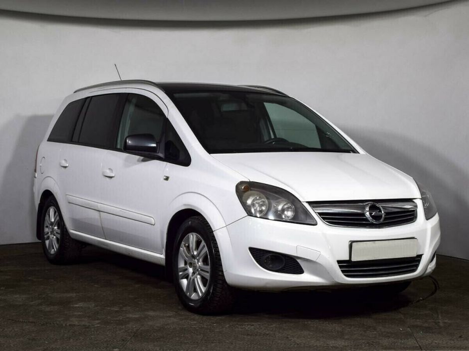 Opel Zafira, 1.8 л, Робот, 2013 фото 4