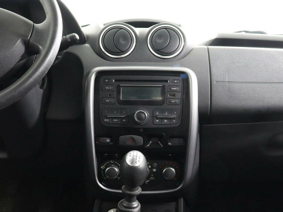 Renault Duster, 1.6 л, МТ, 2012 фото 8