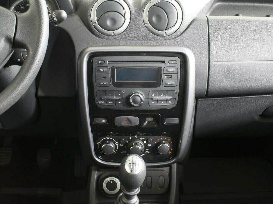 Renault Duster, 1.6 л, МТ, 2012 фото 7