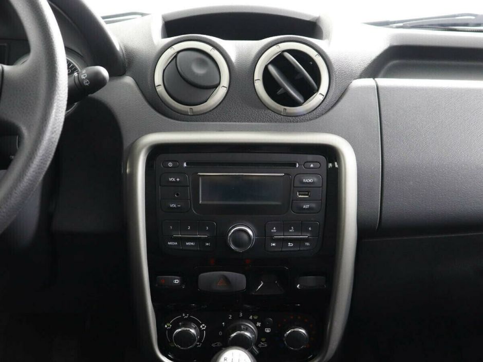 Renault Duster, 1.6 л, МТ, 2015 фото 7