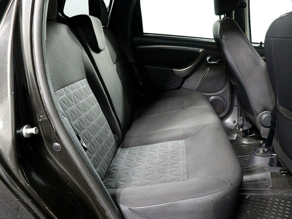 Renault Duster, 2.0 л, АТ, 2015 фото 1