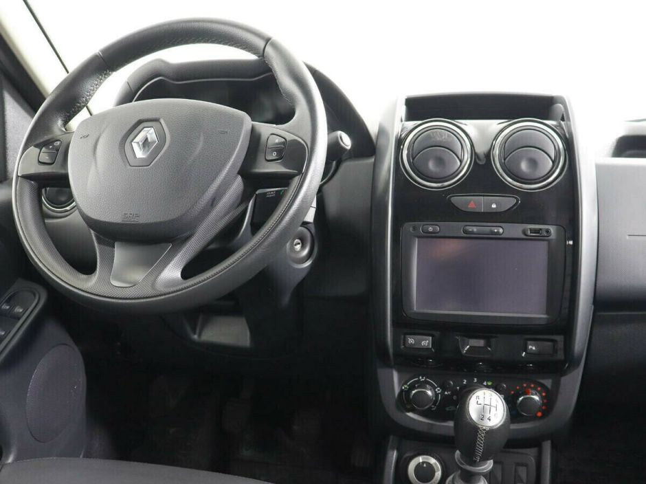 Renault Duster, 1.5 л, МТ, 2017 фото 9