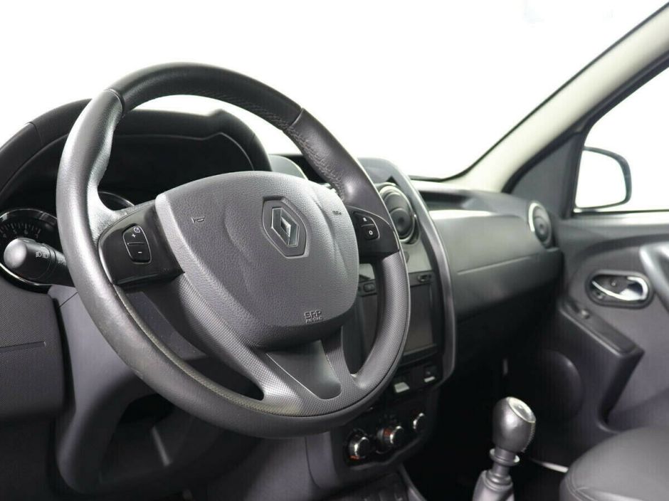 Renault Duster, 1.5 л, МТ, 2017 фото 2