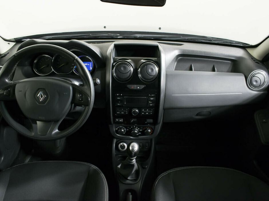 Renault Duster, 1.6 л, МТ, 2017 фото 8