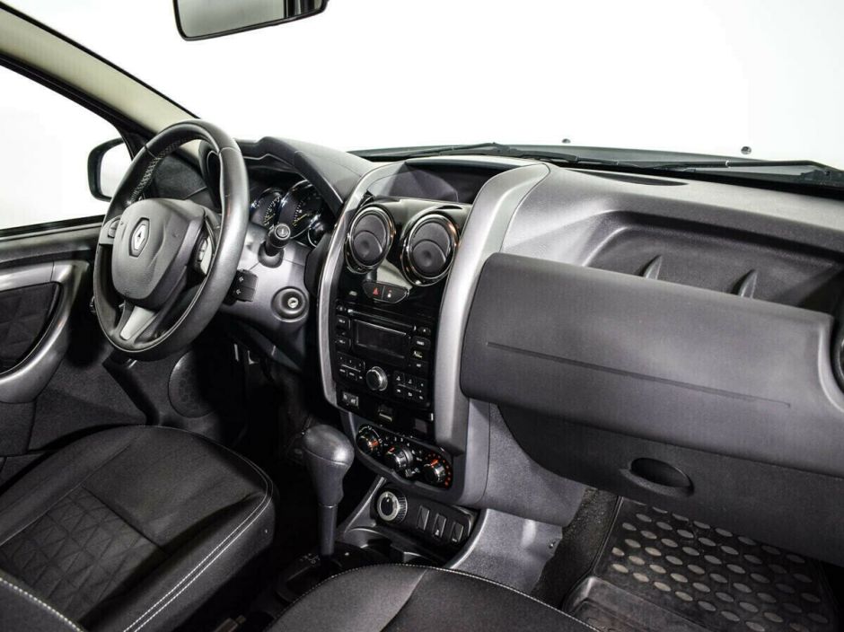 Renault Duster, 2.0 л, АТ, 2016 фото 2