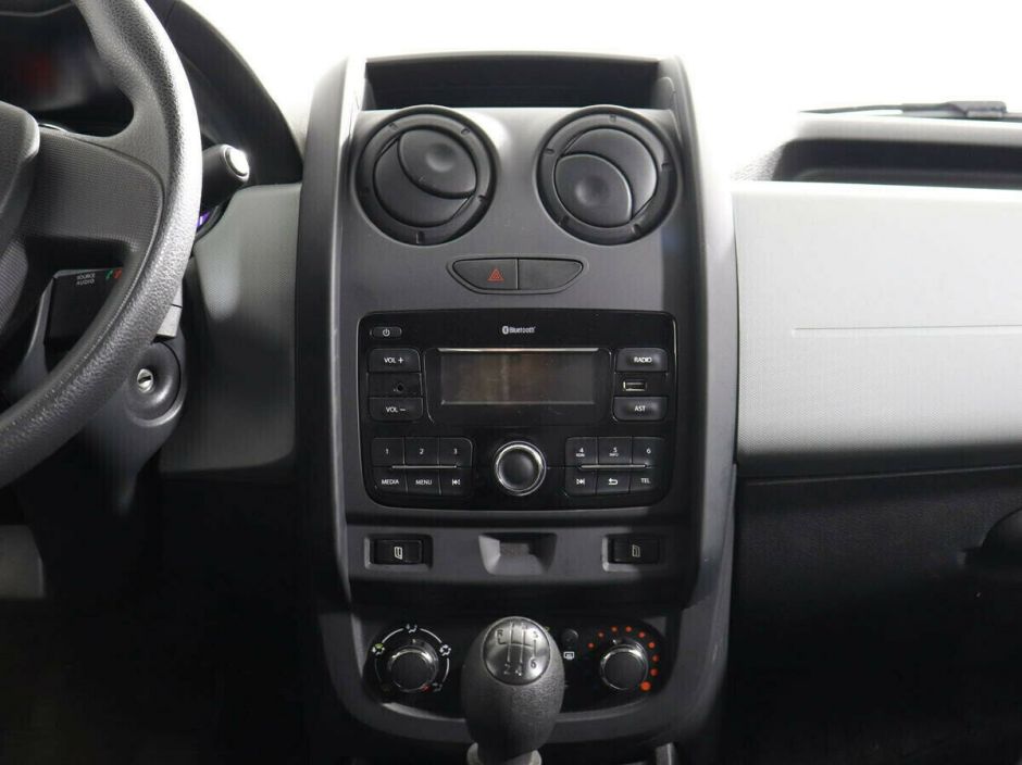 Renault Duster, 1.6 л, МТ, 2019 фото 8